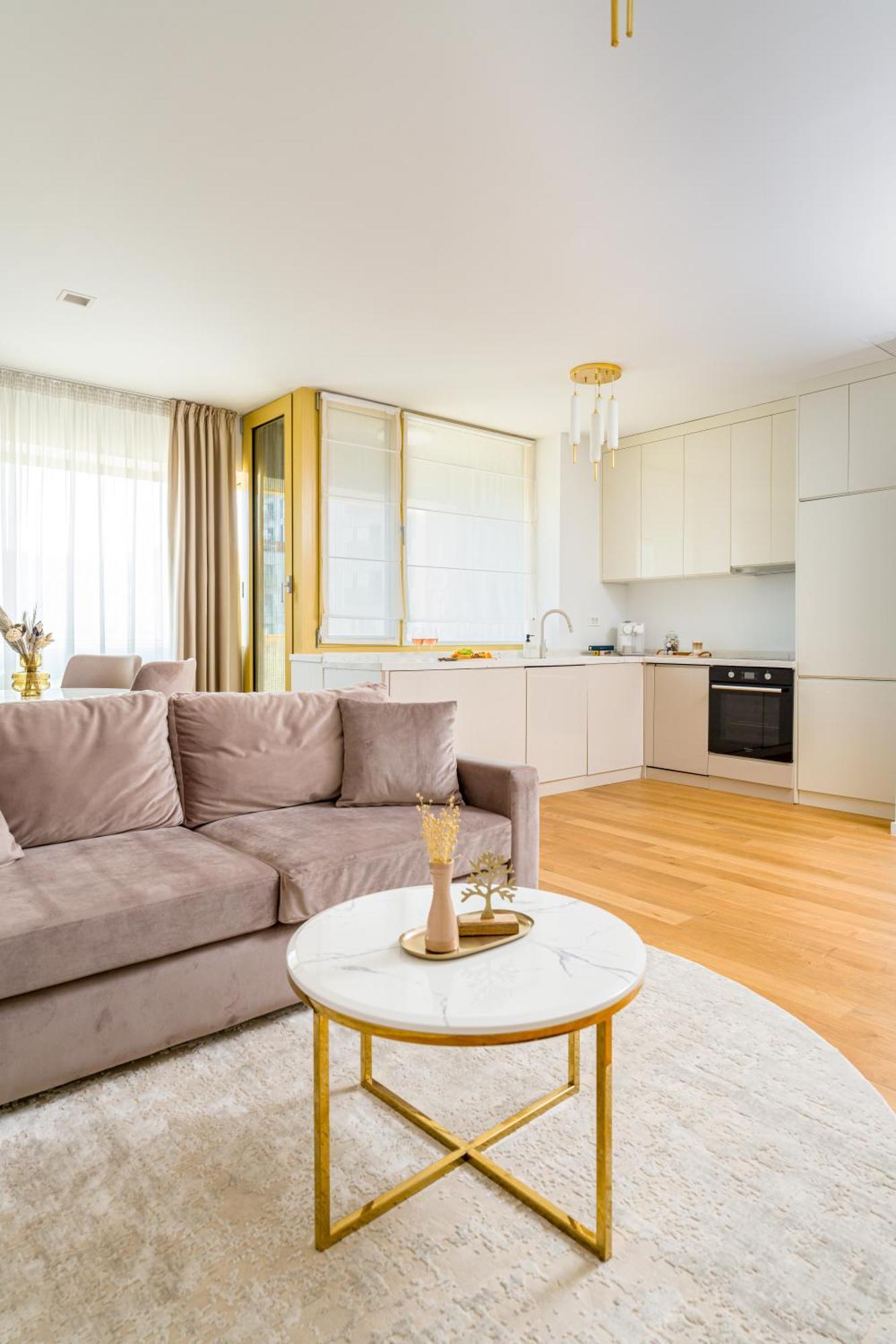 Mido Aviatie Park Apartments With Private Parking & Self Check-In Bukarest Eksteriør billede