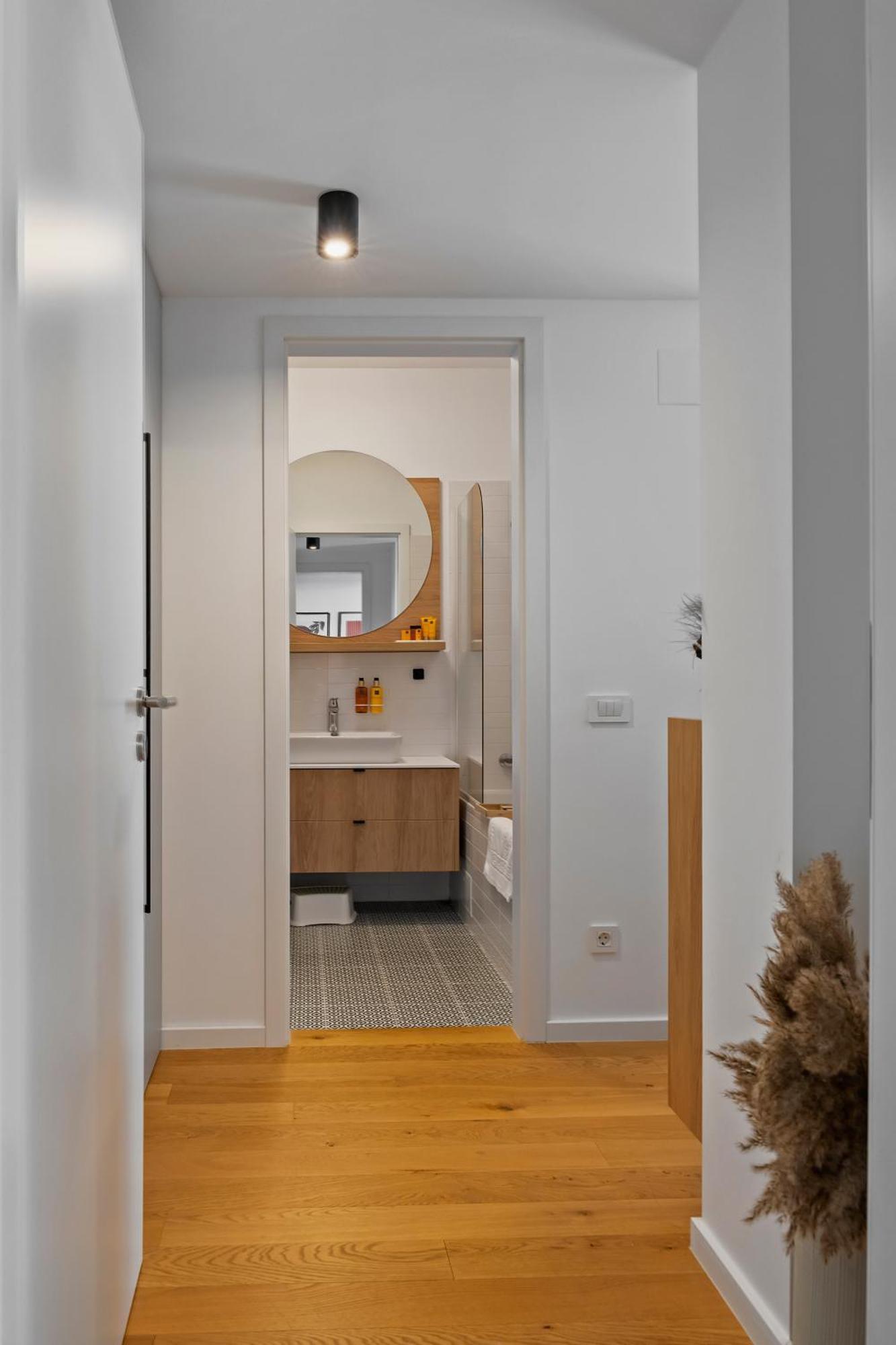 Mido Aviatie Park Apartments With Private Parking & Self Check-In Bukarest Eksteriør billede