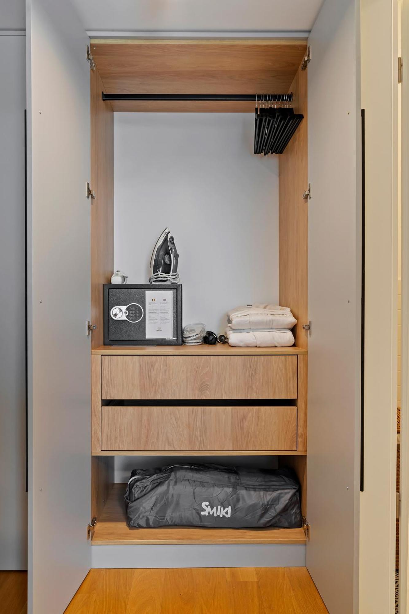Mido Aviatie Park Apartments With Private Parking & Self Check-In Bukarest Eksteriør billede